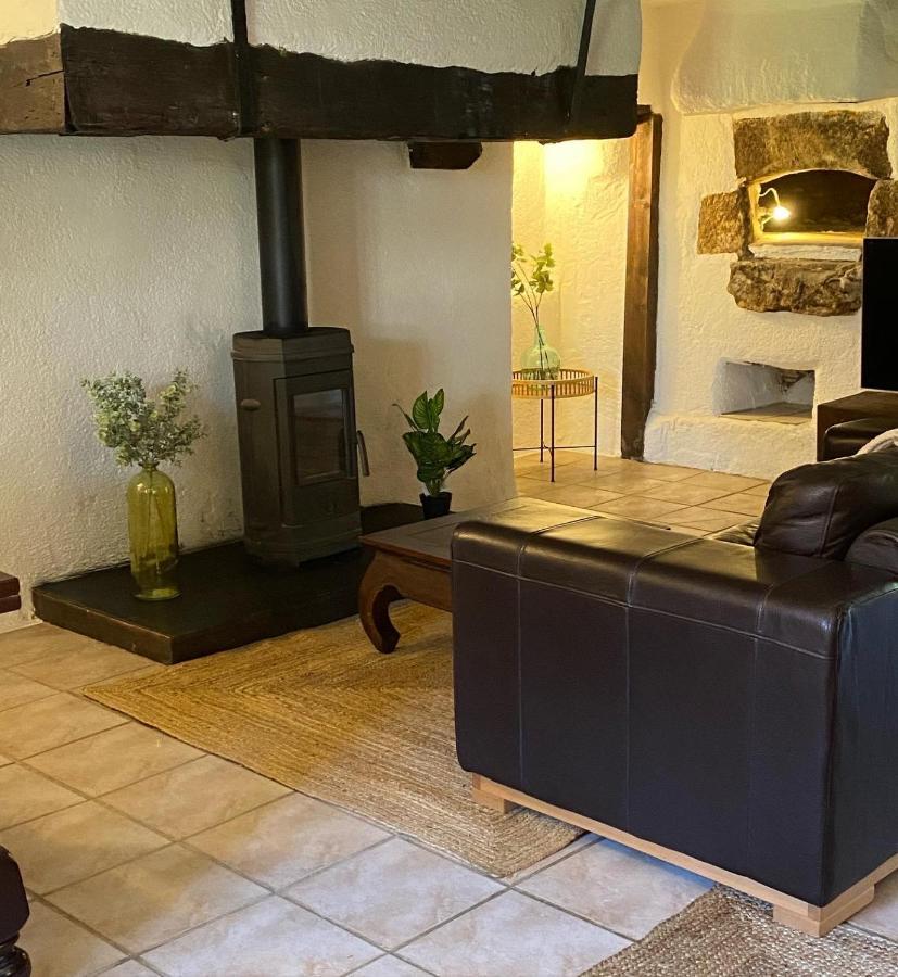 Spacious 1 Bed Home With Shared Pool Champagnac-la-Riviere Ngoại thất bức ảnh